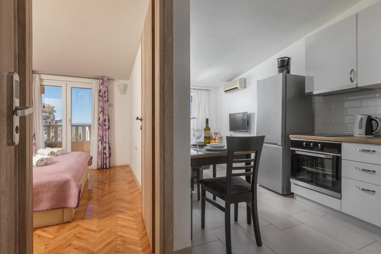 Apartments Petrovic มาคาร์สกา ภายนอก รูปภาพ